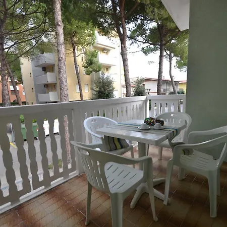 Dolomiti Apartment *